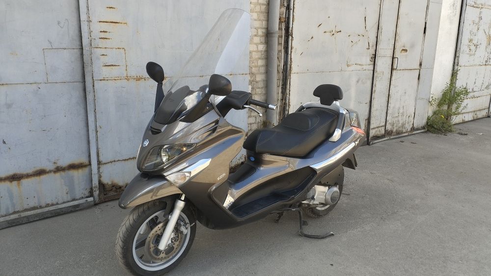 Piaggio Xevo 125 z 2008r na kat B