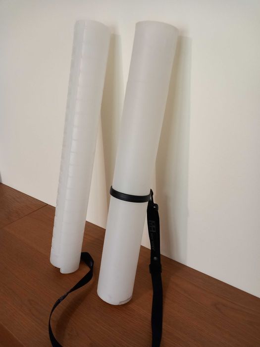 Tubo de plástico para desenhos com alça