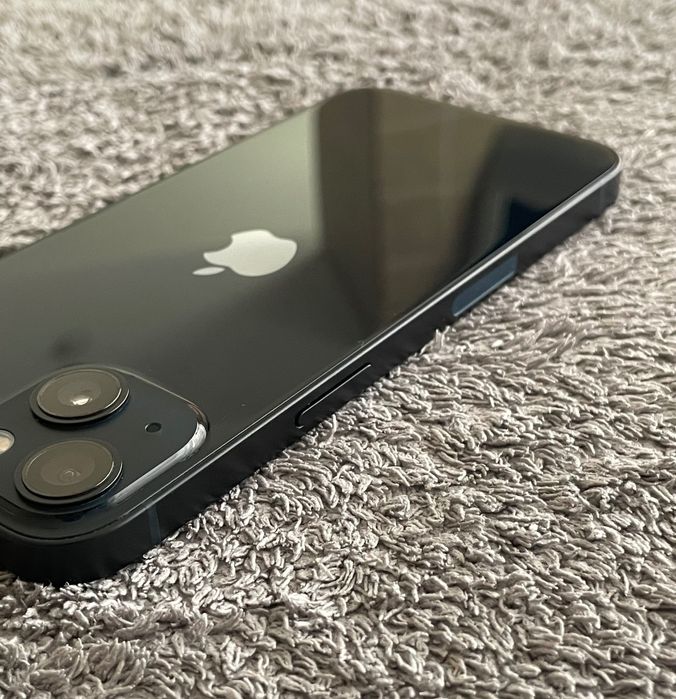 iPhone 13 128GB Black Neverlock
