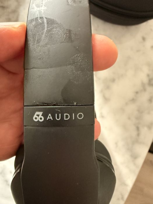 Headphones 66 para desporto com cancelamento ruído