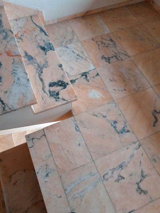 Schody marmurowe marmur różowy