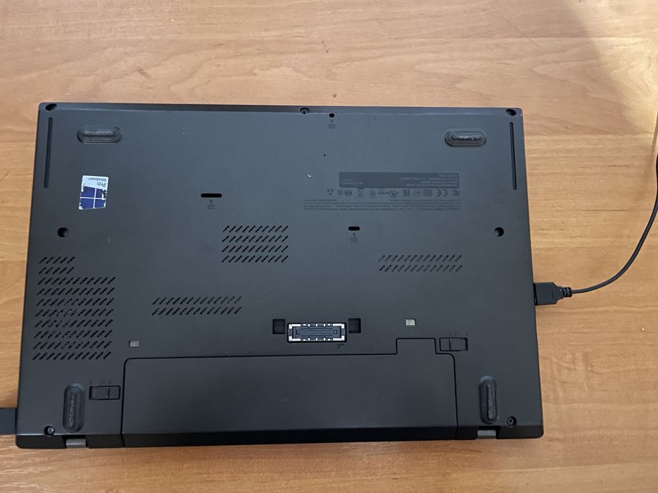 Lenovo Think pad T450s 12 ram i5