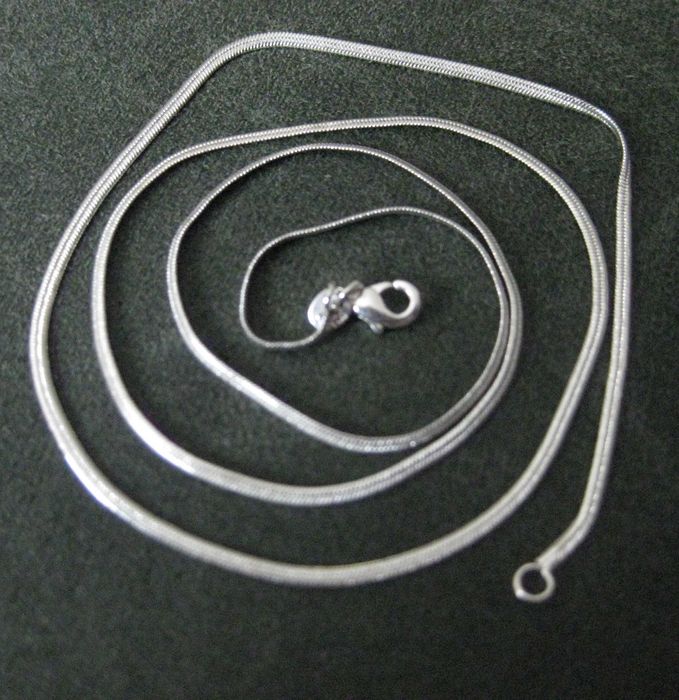 Colares em Aço NOVOS - 3 diferentes