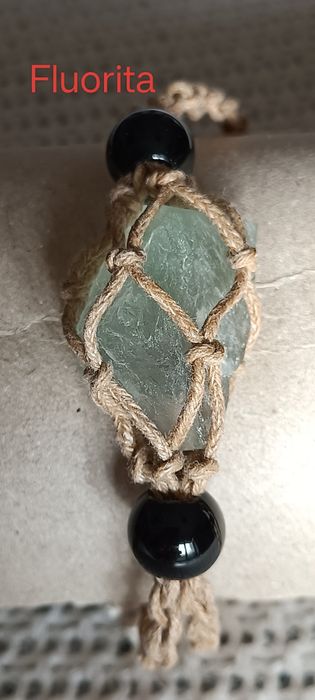 Pulseiras com pedras naturais