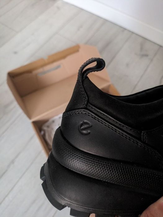 Ecco outdoor Track 30 M Low
