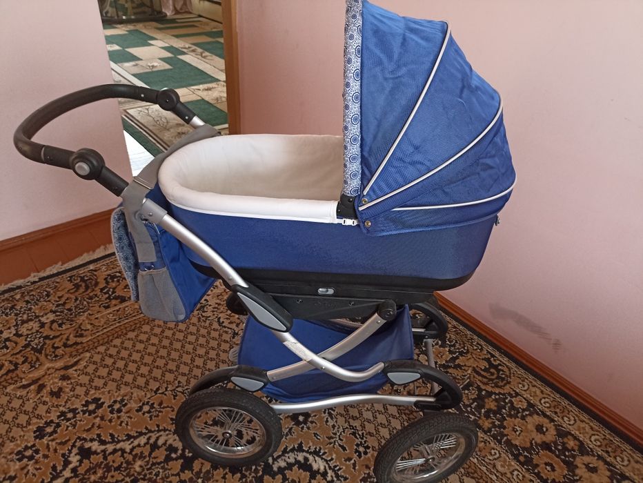 Продам дитячу коляску