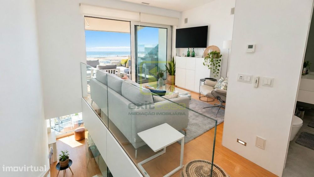 Apartamento T3 primeira linha de mar!