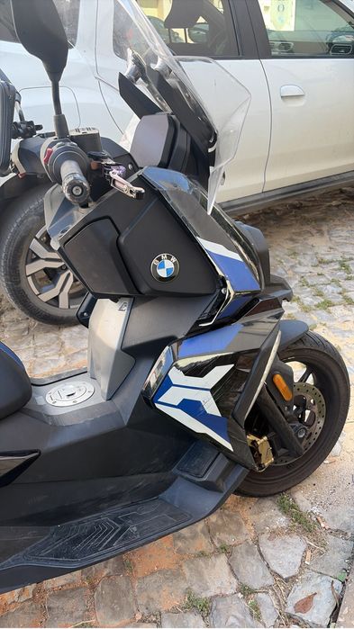 Moto Bmw c400x 350