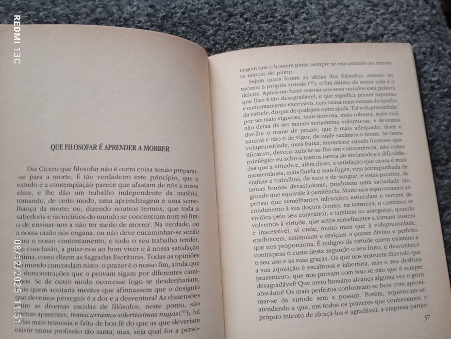 Livro "Ensaios" de Montaigne
