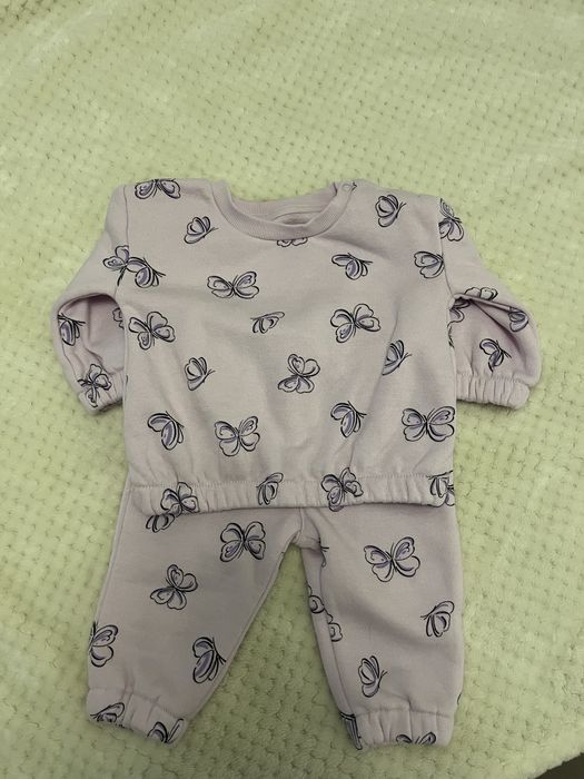 Костюмчик для дівчинки