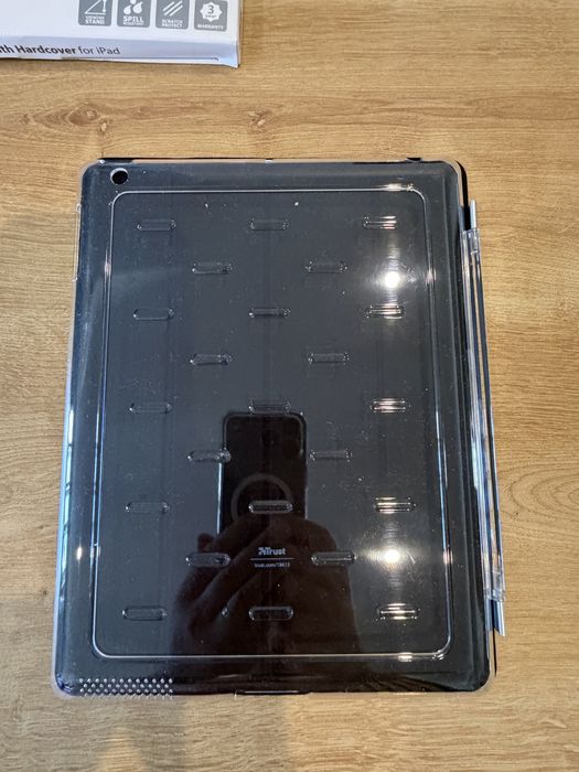 Capa Trust para iPad 2 / 3 / 4 – 9,7” – Ref. 18613