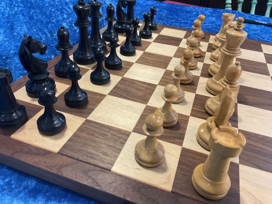 Xadrez jogo madeira ,discrição abaixo