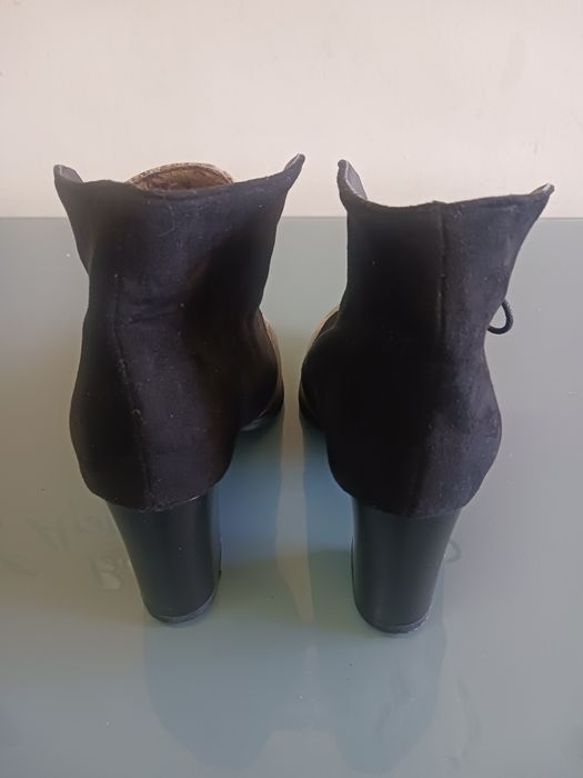Sapato , bota de camurça preta