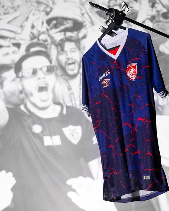 Camisola Santa Clara nova com etiqueta