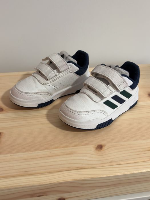 Sapatilha adidas