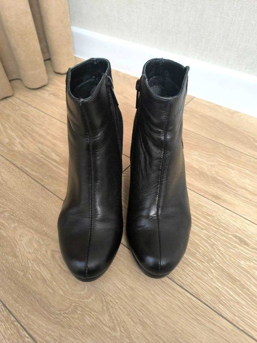 М'які шкіряні ботильйони