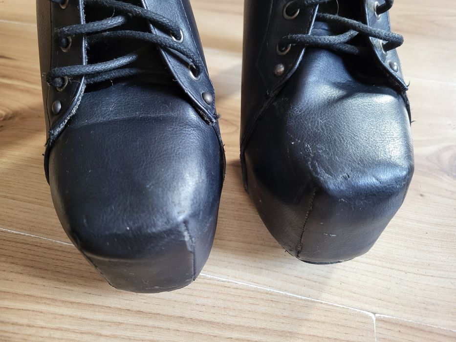 Buty lity na obcasie