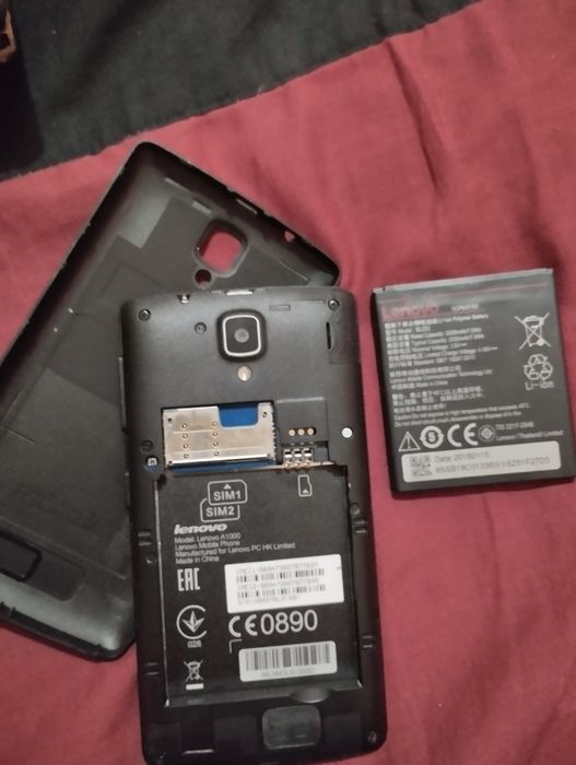 Lenovo A1000 смартфон