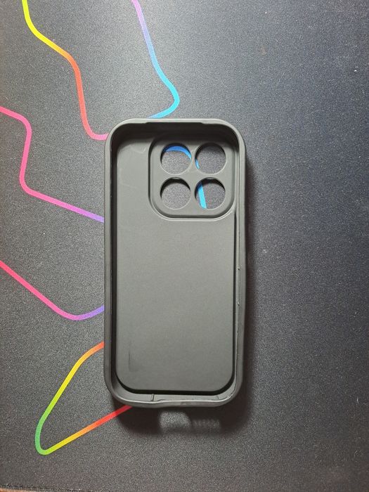 Capa Xiaomi 17 Floral Preta | Proteção Anti-Choque | Nova