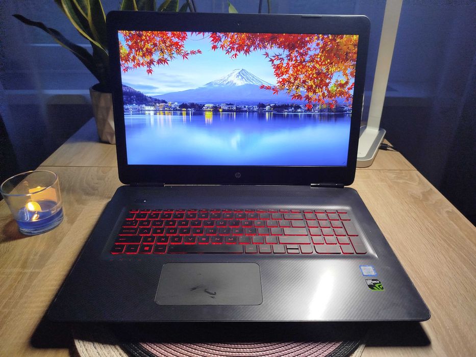 Laptop Gamingowy HP OMEN 17T-W200 / I7-7700HQ / 1050Ti / 12GB RAM/ 512GB+120GB / bateria 100% / 1440p
