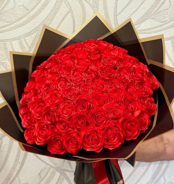 Букет роз из атласной ленты