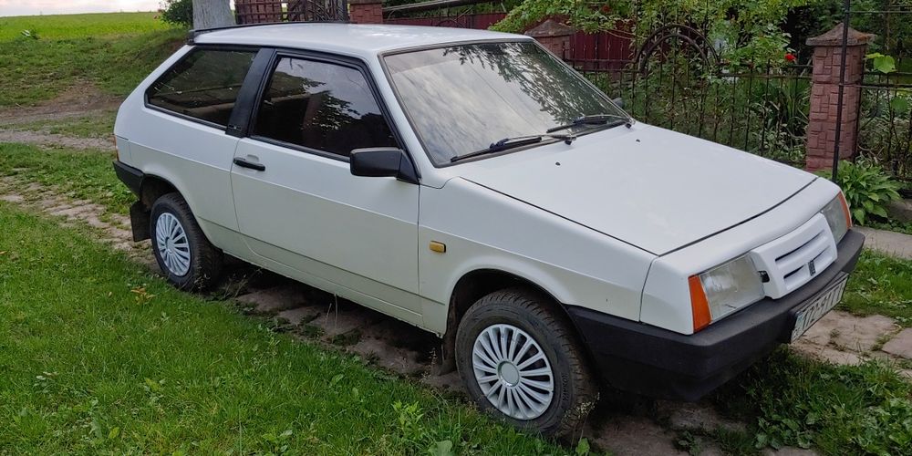 Продам ваз 21083