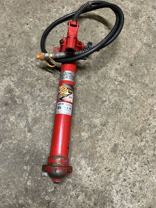 Podnośnik hydrauliczny 10t pompa do rozpieraka
