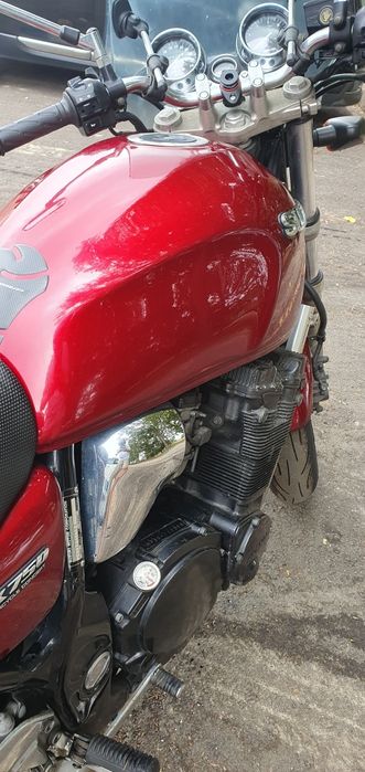 Susuki GSX 750 Inazuma