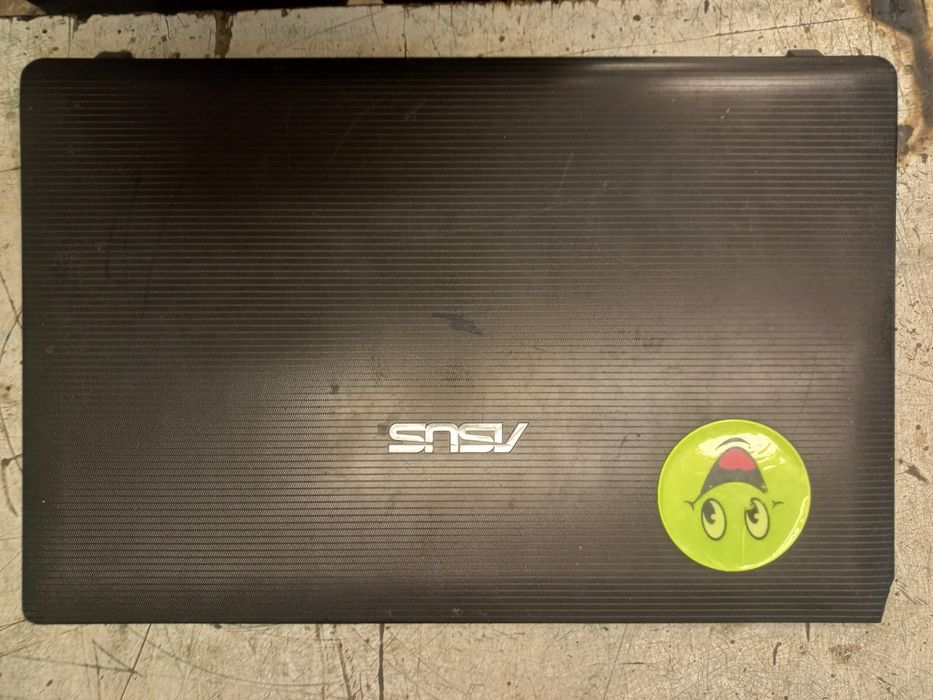 Продам корпус экрана на Asus k53ta