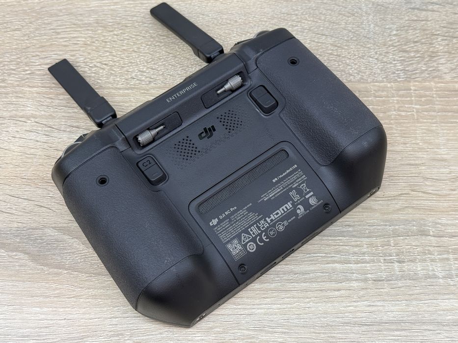 Kontroler DJI RC Pro RM510B z ekranem