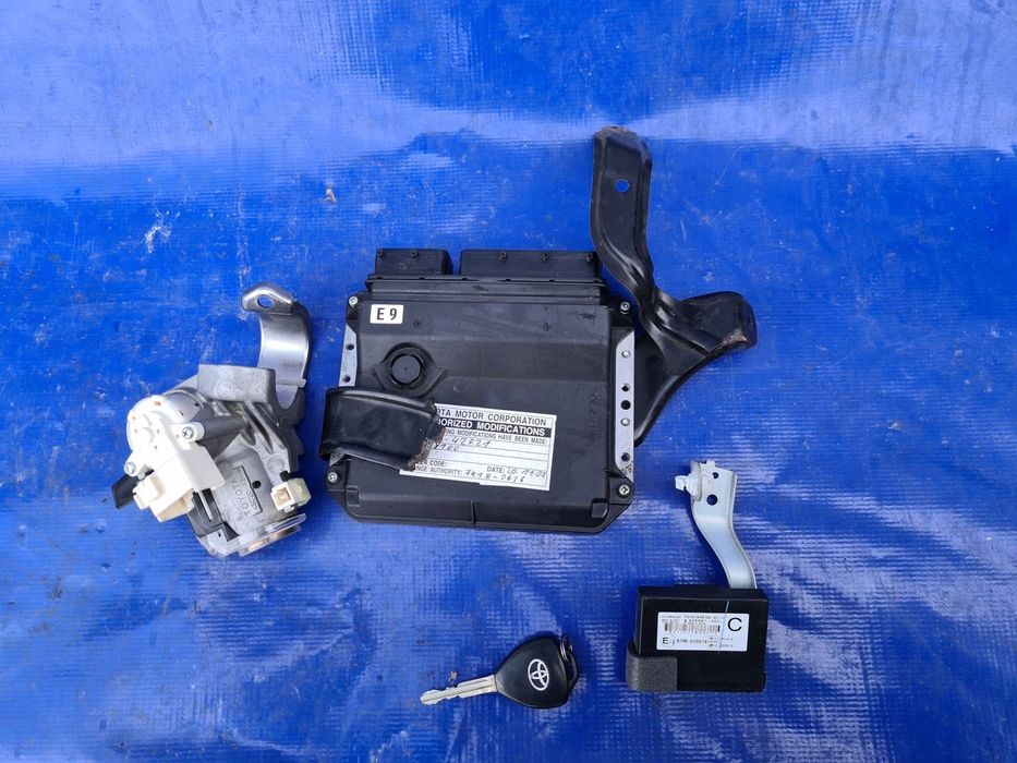 rav4 06-09 2.2 D4D komputer sterownik 89661-42F21