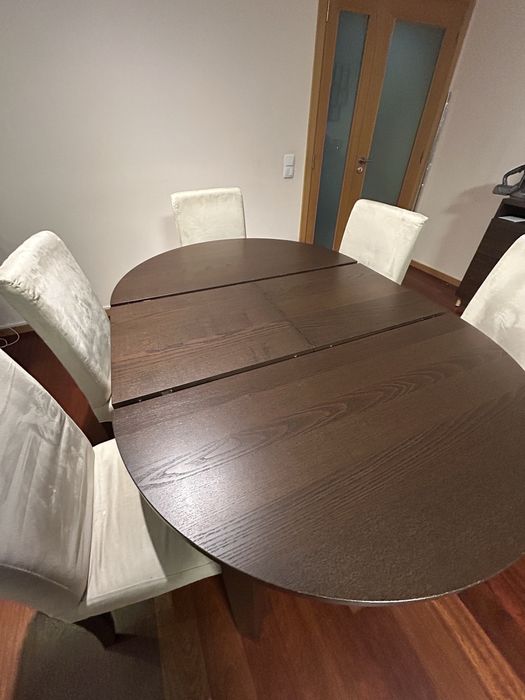 Conjunto mesa sala + 6 cadeiras