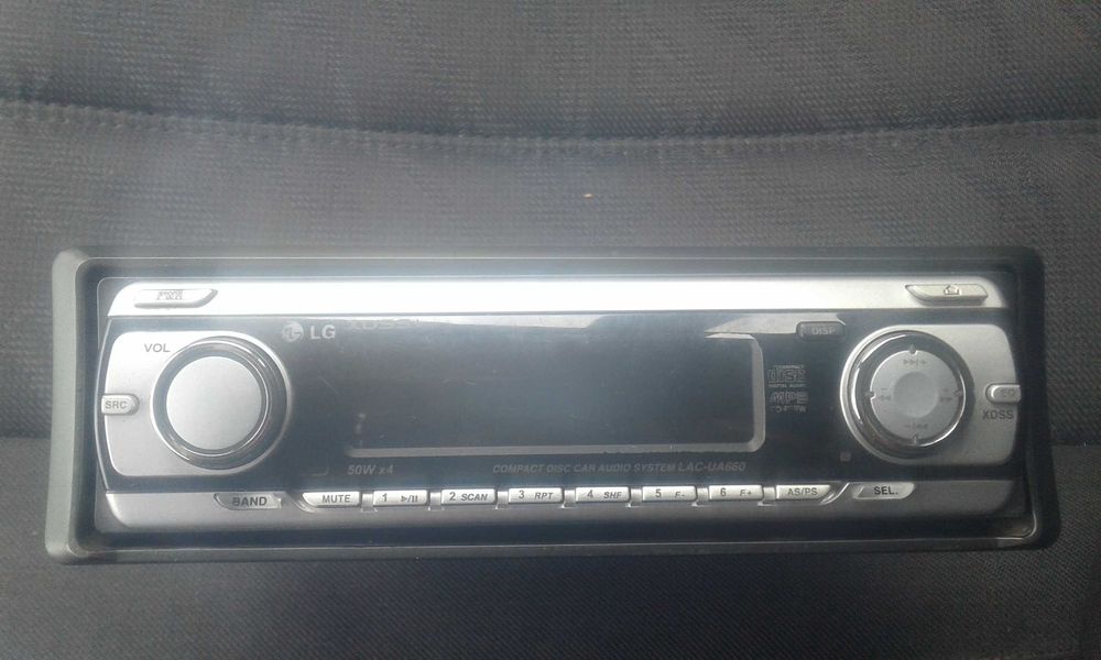 Автомагнітола LG LAC-UA660
