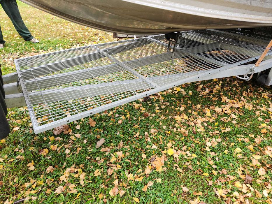 Łódka aluminowa ,i silnik strugowodny storm 30 km