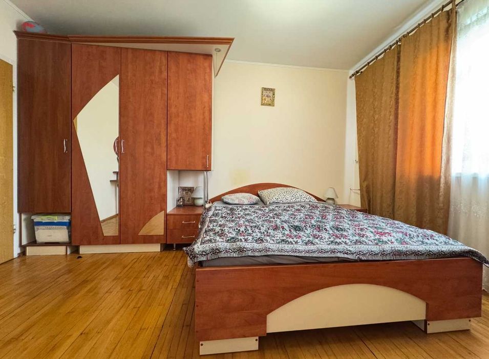 Підселення для ХЛОПЦЯ Пасічна (Делікатес) окрема кімната в 3-к