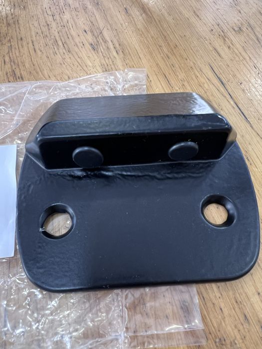 Batente chão lacado preto - NOVO