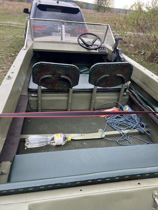 Продам човен Немон з мотором Honda 25