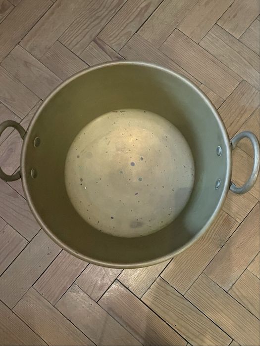 Braseira em liga de latão