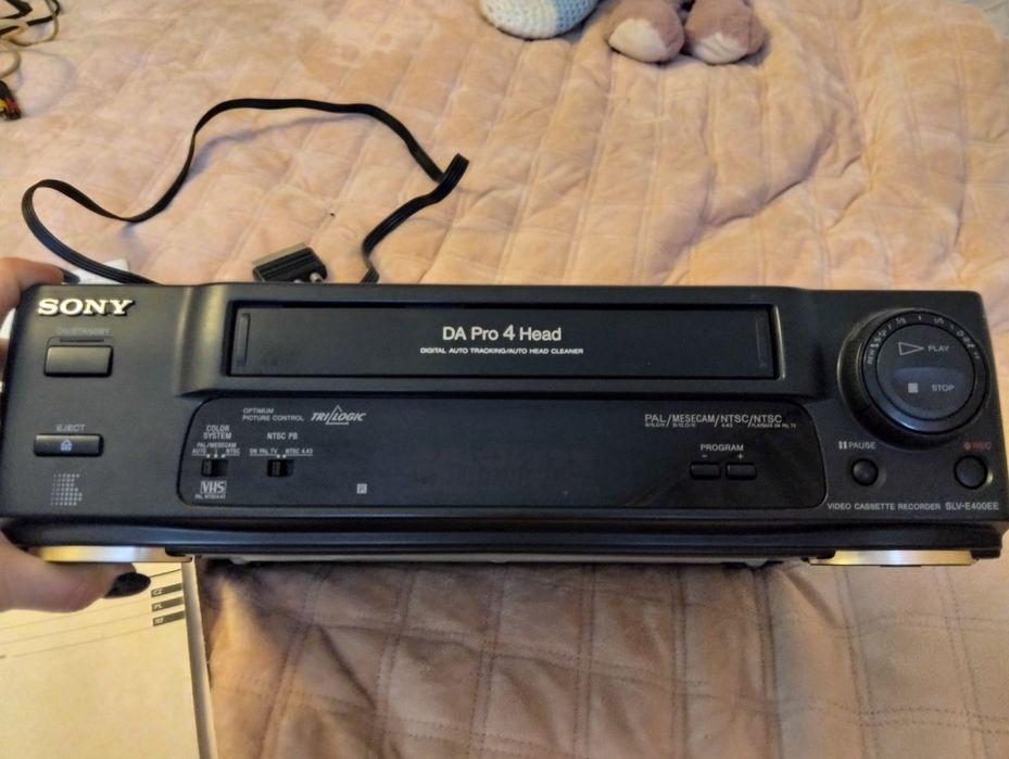 Відеомагнітофон Sony SLV-E400EE