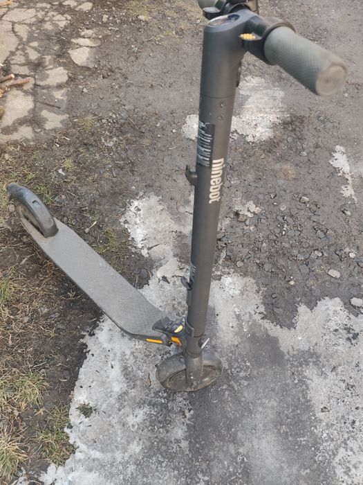 Продам самокат segway ninebot e25a