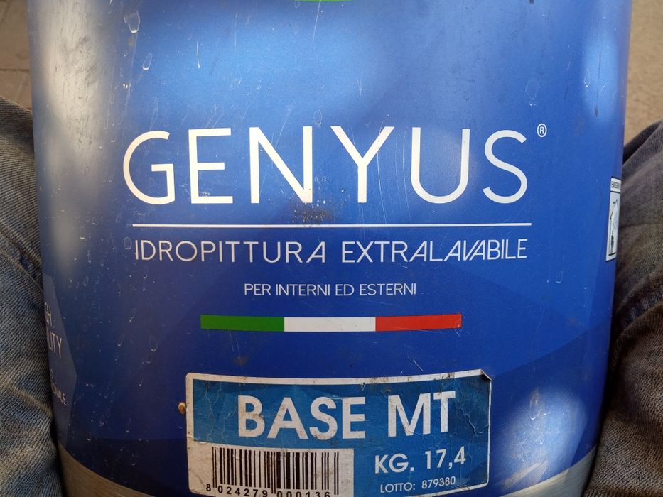 Краски , декоративки ,грунтовки