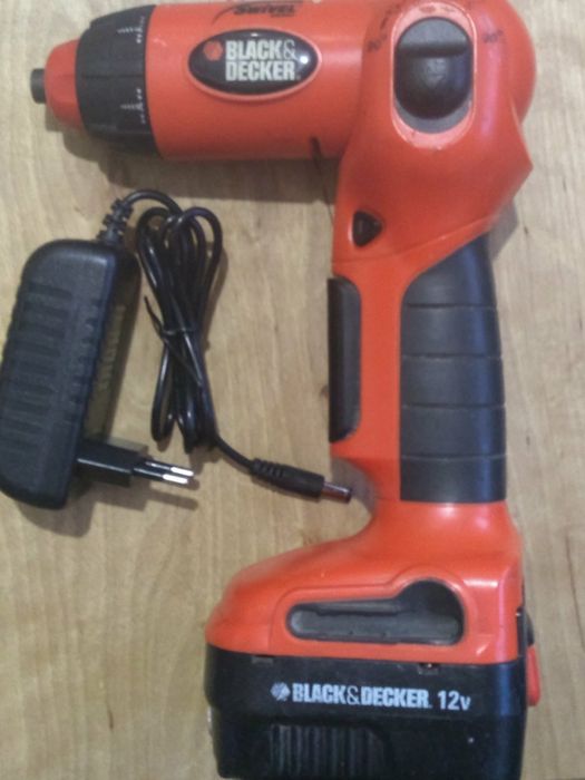 Шуруповерт Black&Decker 14,4V Professional Li-ion