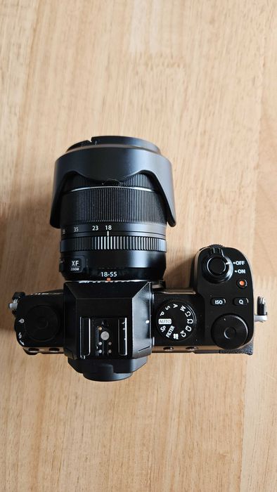 Fujifilm XS-10 Mirrorless Camera with IBIS + Fuji 18-55m Lens with OIS - Excellent Condition