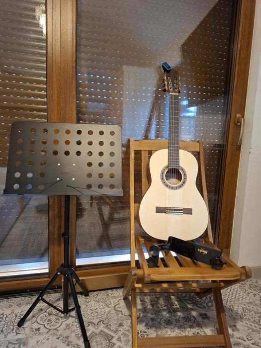 Gitara + pełny komplekt dla gitary
