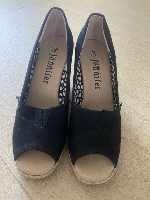 Czarne espadryle na koturnie