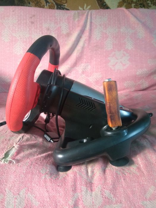 Ігровий руль bravis pu-v5