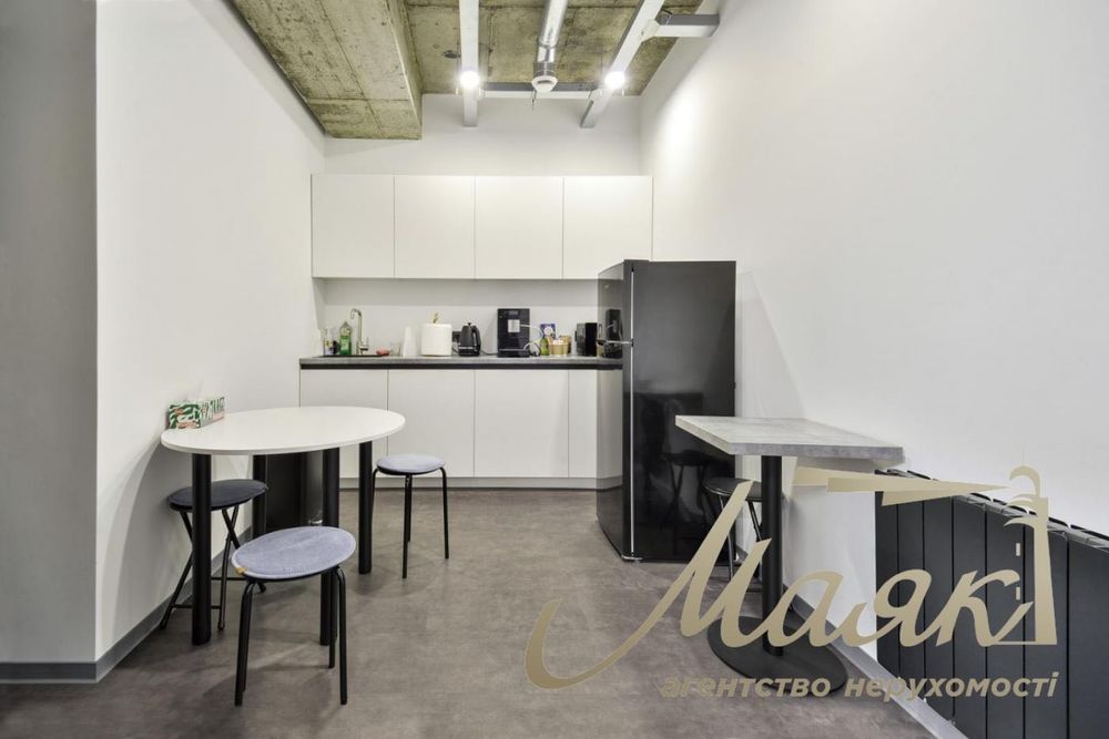 Аренда офиса 135м2 на ул.Саксаганского 120, Университет