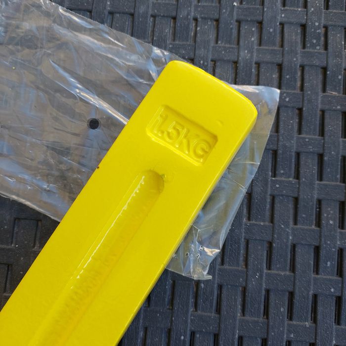 Cunha metal para lenha