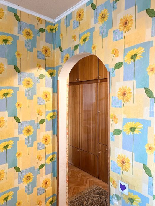 3 поверх 80м2 4 кімнати лоджія. Мазепи 20, Проспект Перемоги.