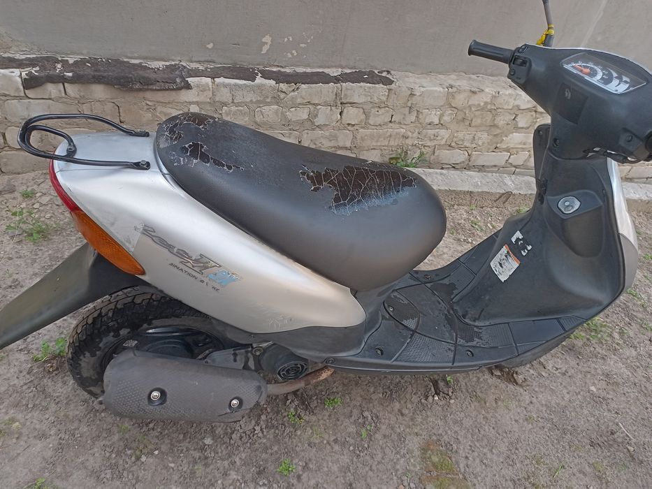 Suzuki  Let's  2